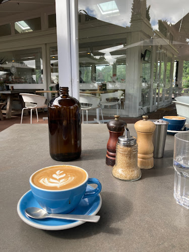 Comentarii opinii despre Cornwall Park Cafe