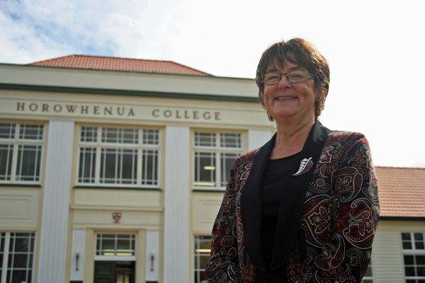 Belly Busters Take Out - Hospitality and gastronomy