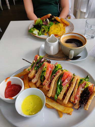 Comments and reviews of Urban Soul Cafe