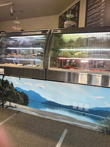 Watery Mouth Cafe Open Times