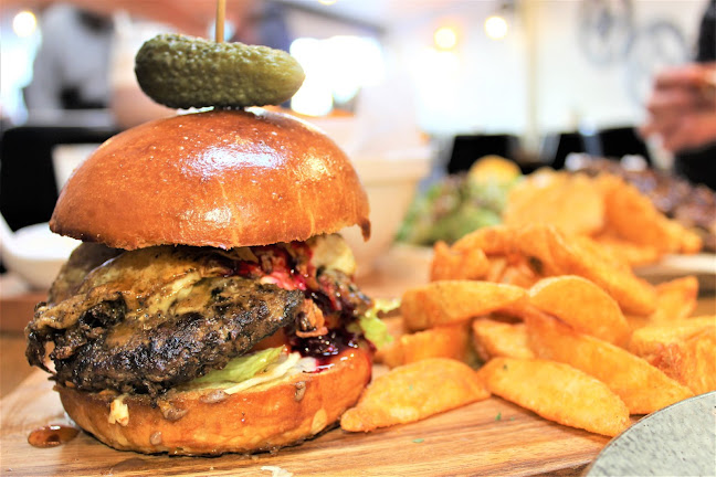 C3 Factory - Hospitality and gastronomy