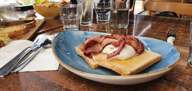 Butlers Reef Restaurant, Bar and Function Venue