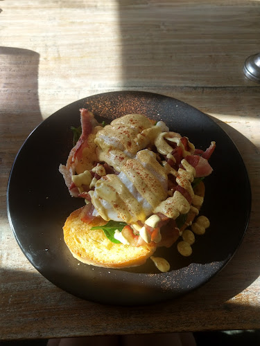 Le Cafe Telephonique - Hospitality and gastronomy