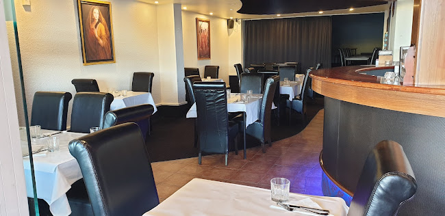 Comentarii opinii despre Vesey's Indian Restaurant & Bar