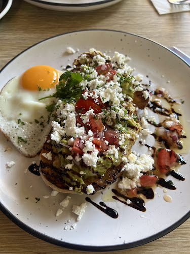 Urban on Manners - Hospitality and gastronomy