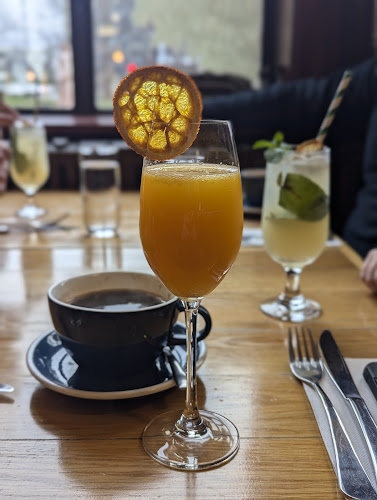 Comentarii opinii despre Miro