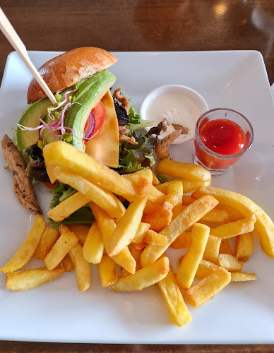 1/145 Unsworth Drive, Unsworth Heights, North shore 0632, New Zealand