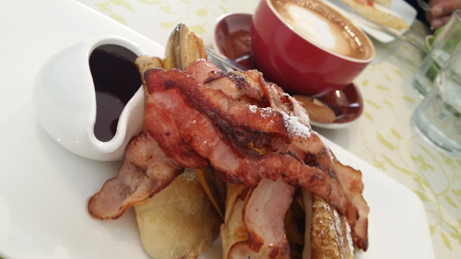 Picnic Cafe Rotorua Open Times