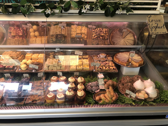 Mavis & Co - Hamilton