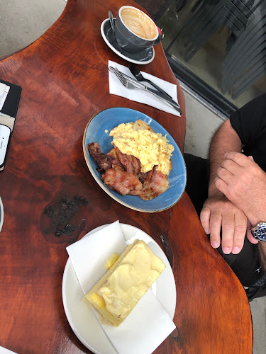Opinii despre Revival Café & Coffee în Blenheim - Hospitality and gastronomy