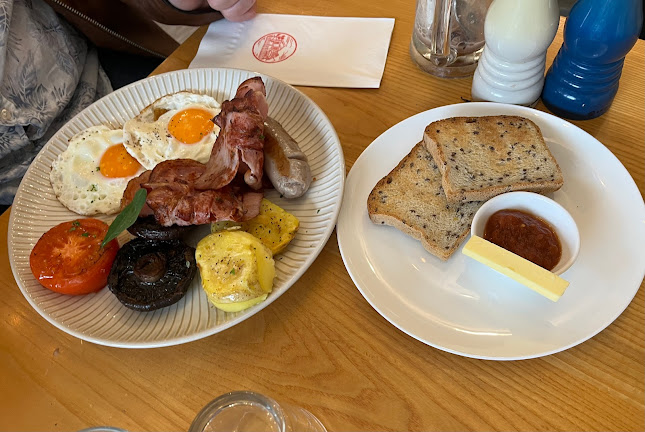 The Burbs Eatery - Hospitality and gastronomy