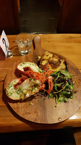 21 West End, Kaikōura 7300, New Zealand