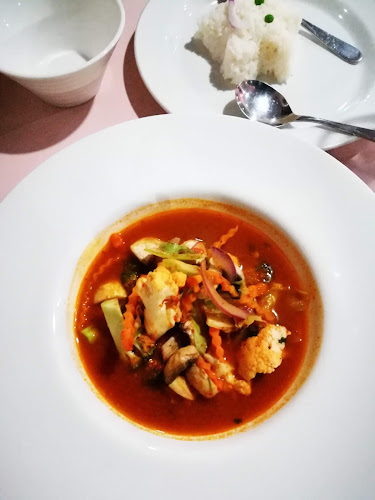 Global Thai Restaurant & Bar Phone number