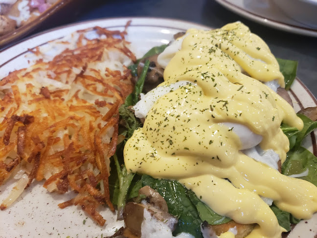 Denny's Manukau Restaurant - Hospitality and gastronomy