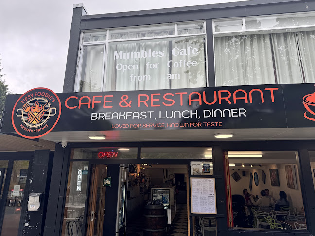 Opinii despre Tipsy Cafe & Restaurant în Hurunui - Hospitality and gastronomy