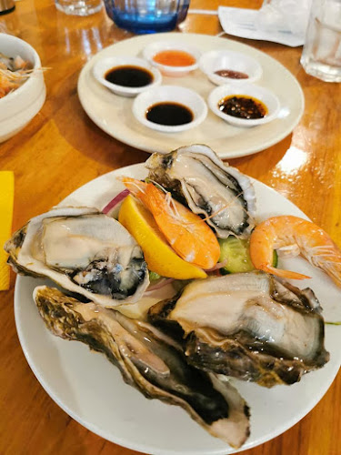 Comments and reviews of King Wah Chinese Restaurant 京华酒家