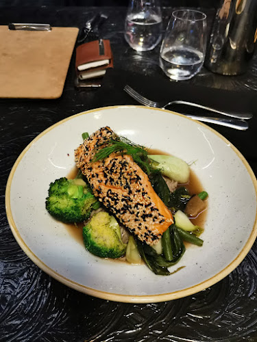 Emberz at Ascot - Hospitality and gastronomy