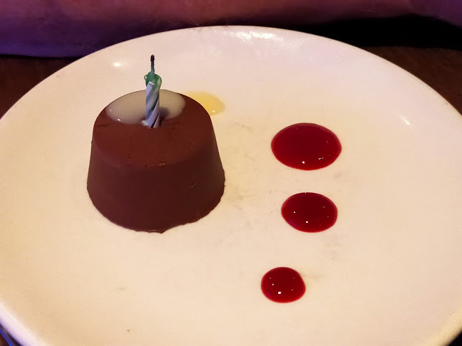 Comentarii opinii despre Costas Taverna Greek Restaurant and Ouzo Bar