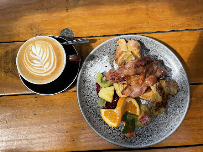 Comentarii opinii despre Oliver's Cafe Orewa