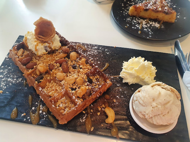 128 Broadway, Newmarket, Auckland 1023, New Zealand