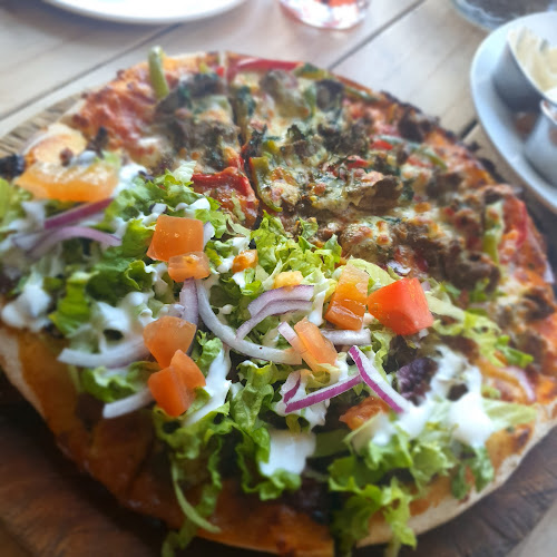 Winnie Bagoes City Phone number