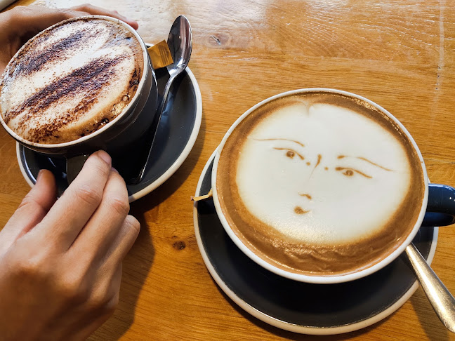 Opinii despre Jolly Roger Bar & Restaurant în Picton - Hospitality and gastronomy