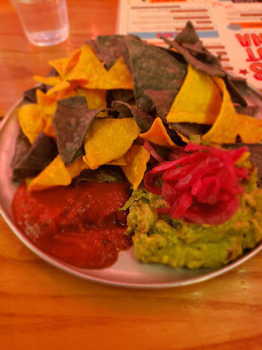 Opinii despre Rosie's Red-Hot Cantina Wellington în Wellington - Hospitality and gastronomy