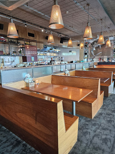 Joe's Garage Silverdale