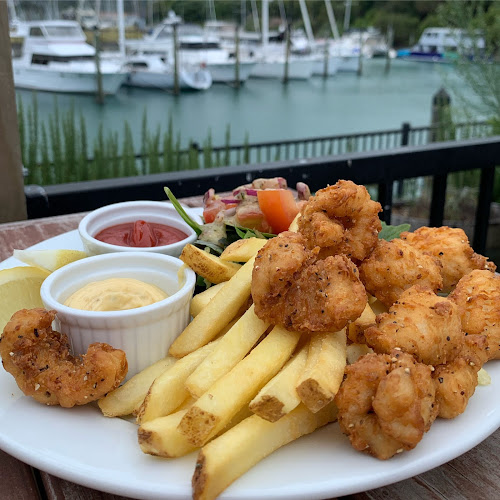 Comments and reviews of Yogi's Bar and Eatery