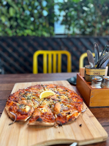 Dux Central Phone number