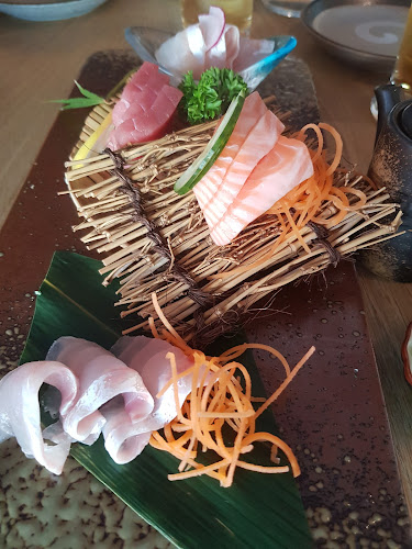 Tomi Japanese Restaurant Phone number