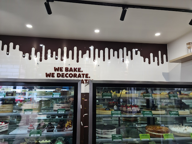 The Cheesecake Shop Henderson - Lincoln Road - Hospitality and gastronomy