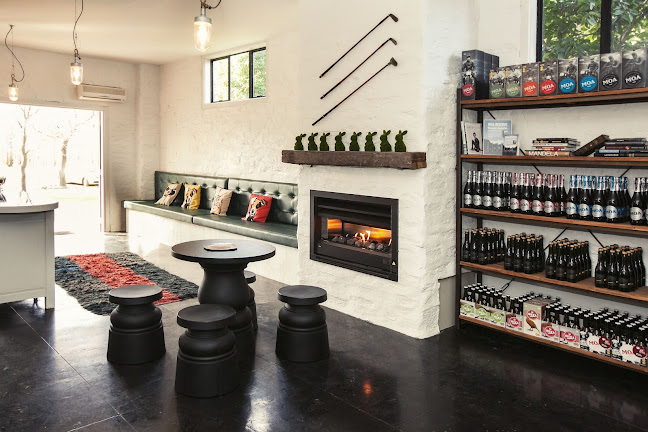 Moa Tap Room & Food Truck