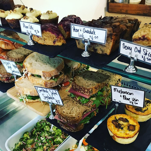 Comentarii opinii despre Someday Cafe