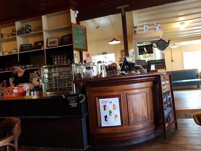 Kauri Cafe & Indian Eatery - Hospitality and gastronomy