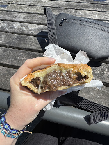 Raglan Bakery - Hospitality and gastronomy