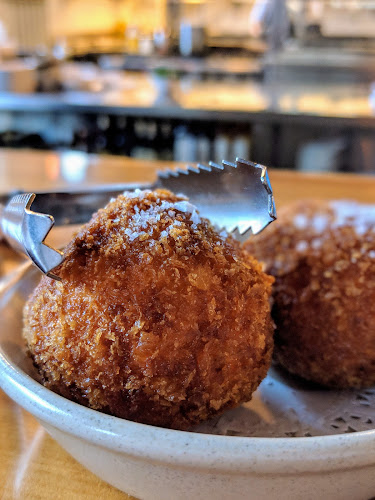 Comentarii opinii despre Charley Noble