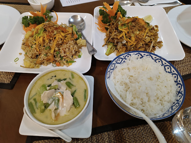 Comentarii opinii despre Central Thai Restaurant