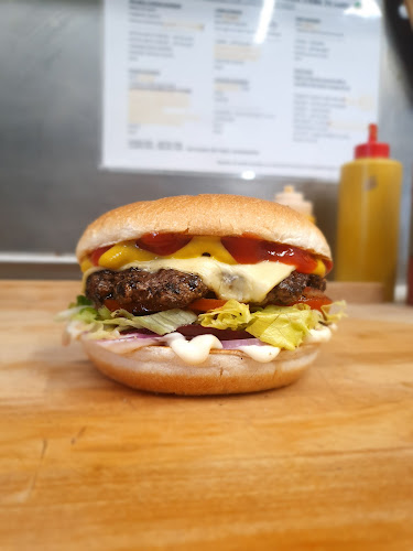 Comentarii opinii despre Rosier Burgers