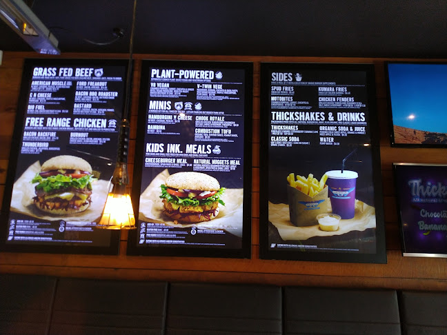 BurgerFuel Queen Street Open Times