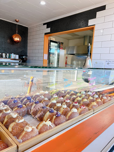 Comentarii opinii despre Grownup Donuts