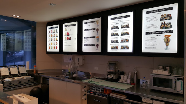 Movenpick Takapuna Phone number