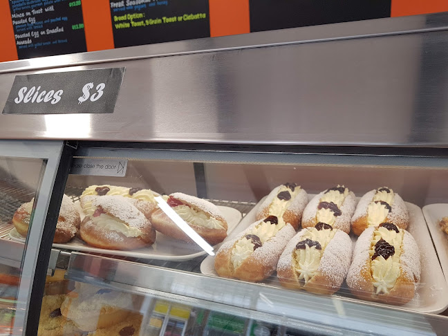 Opinii despre Roselands Cafe & Bakery în Auckland - Hospitality and gastronomy