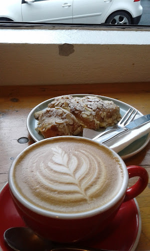 Reviews of The Coffee Shop in Auckland - Hospitality and gastronomy