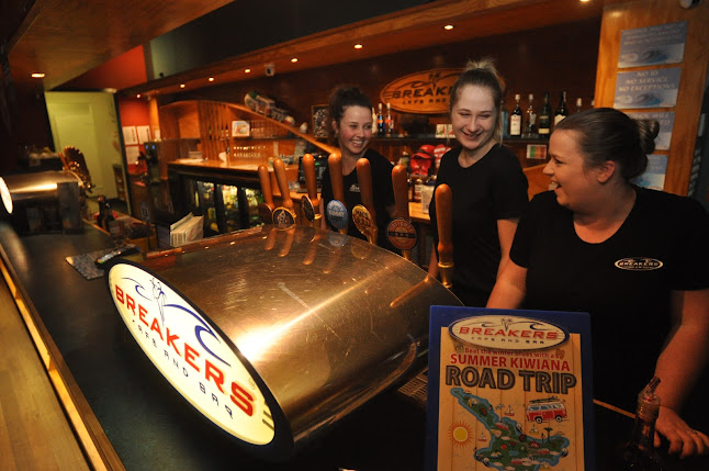 Opinii despre Breakers Palmerston North în Palmerston North - Hospitality and gastronomy