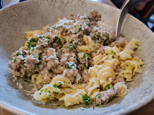 Comentarii opinii despre The Surfer's Mistress