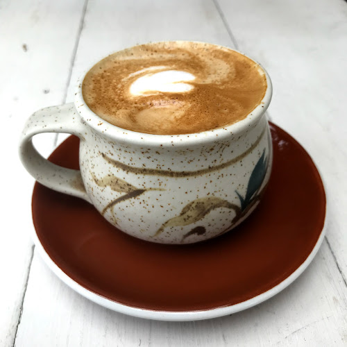 Hum Salon Bohemia Cafe and Community Space - Auckland