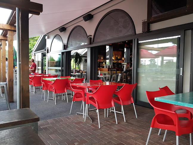 Comments and reviews of Applejack's Bar & Eatery