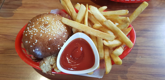 2 Prince Albert Road, South Dunedin, Dunedin 9012, New Zealand