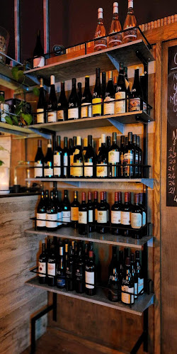 Siduri Wine Bar & Deli - Hospitality and gastronomy